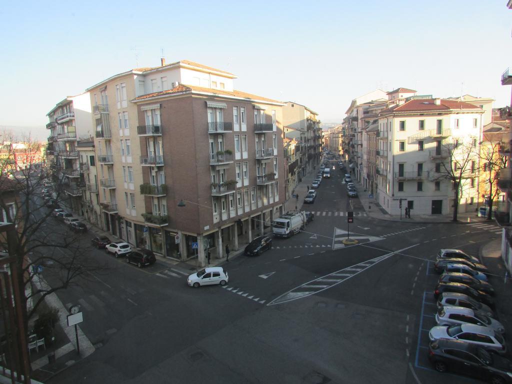 VeronaView Apartment x5 Buitenkant foto